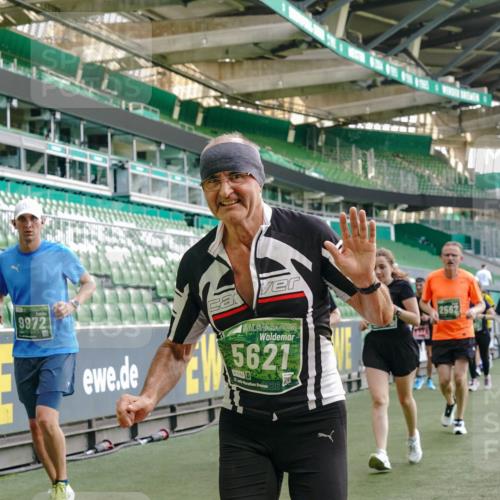 13.09.2026 - 21. swb-Marathon Bremen Michael Burmester http://msf.ph/oto/10424734 13.09.2026 13:24:08 Laufen im Stadion 137, 182, 294, 324, 434, 505, 533, 548, 609, 708, 721, 723, 739, 743, 752, 892, 1178, 1273, 1331, 1463, 1471, 1491, 1515, 1597, 1598, 1691, 1746, 1788, 1944, 2095, 2211, 2213, 2252, 2267, 2286, 2312, 2323, 2433, 2445, 2465, 2475, 2483, 2495, 2497, 2503, 2526, 2554, 2571, 2644, 2768, 2776, 2936, 2968, 3252, 3282, 3288, 3289, 3292, 3298, 3306, 3312, 3347, 3364, 3381, 3395, 3423, 3447, 3505, 3530, 3559, 3727, 3770, 3819, 4054, 4231, 4406, 4407, 4466, 4467 meine-sportfotos.de