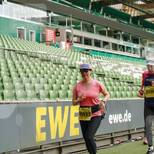 13.09.2026 - 21. swb-Marathon Bremen Michael Burmester http://msf.ph/oto/10424797 13.09.2026 10:47:22 Laufen im Stadion 10161, 10264, 10292, 10349, 10535, 10732, 10895, 10925, 10933, 10970, 11050, 11104, 11181, 11244, 11262, 11296, 11423, 11443, 11457, 11529, 11530, 11546, 11573, 11574, 11579, 11639, 11663, 11675, 11698, 11760, 12157, 12211, 12285, 12316, 12317, 12340, 12374, 12422, 12444, 12462, 12472, 10002, 10004, 10005, 10176, 10191, 10192, 10271, 10295, 10325, 10335, 10361, 10362, 10459, 10513, 10629, 10756, 10779, 10882, 10997, 10999, 11233, 11307, 11355 meine-sportfotos.de