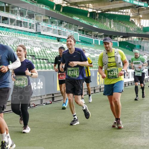 13.09.2026 - 21. swb-Marathon Bremen Michael Burmester http://msf.ph/oto/10424834 13.09.2026 13:24:13 Laufen im Stadion 137, 182, 294, 324, 434, 505, 533, 548, 609, 708, 721, 723, 739, 743, 752, 892, 1178, 1273, 1331, 1463, 1471, 1491, 1515, 1597, 1598, 1746, 1788, 1944, 2095, 2211, 2213, 2252, 2267, 2286, 2312, 2323, 2433, 2445, 2465, 2475, 2483, 2495, 2497, 2503, 2526, 2554, 2571, 2644, 2768, 2776, 2936, 2968, 3211, 3252, 3282, 3288, 3289, 3292, 3298, 3306, 3312, 3347, 3364, 3381, 3395, 3423, 3447, 3505, 3559, 3727, 3770, 3819, 4054, 4231, 4466, 4467 meine-sportfotos.de