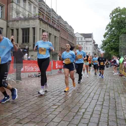 13.09.2026 - Kiel Lauf Yannick Fuchs http://msf.ph/oto/10424851 13.09.2026 11:01:06 Ziel 48, 1314, 1522, 2132, 2144, 2637, 2658, 4529, 4530, 6653, 7456, 9899, 9900, 10885, 11857, 190, 362, 1314, 1650, 1722, 1795, 2038, 2233, 2267, 2697, 3423, 3425, 4055, 4261, 4706, 4769, 4855, 4915, 5648, 5794, 5912, 6399, 6426, 6995, 6996, 7179, 7214, 7516, 7610, 8229, 8590, 8622, 8686, 9199, 9594, 10339, 10480, 10529, 10590, 10700, 10885, 11797, 11972, 12192, 12326, 12756, 539, 842, 1018, 1744, 5451, 7191, 8307, 362, 4524, 4905, 9327 meine-sportfotos.de