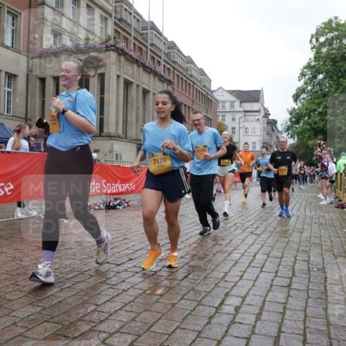 13.09.2026 - Kiel Lauf Yannick Fuchs http://msf.ph/oto/10424860 13.09.2026 11:01:07 Ziel 48, 823, 1448, 1522, 2132, 2144, 2637, 2658, 3340, 4529, 4530, 5552, 6653, 7456, 9899, 9900, 11857, 190, 362, 1314, 1722, 1795, 2038, 2267, 2697, 3423, 3425, 4055, 4261, 4706, 4769, 4855, 4915, 5648, 5794, 5912, 6399, 6426, 6995, 6996, 7179, 7214, 7516, 7610, 8229, 8590, 8622, 8686, 9199, 9594, 10339, 10480, 10529, 10590, 10700, 10885, 11797, 11972, 12192, 12326, 12756, 539, 842, 1018, 1744, 5451, 7191, 8307, 362, 4524, 4905, 9327 meine-sportfotos.de