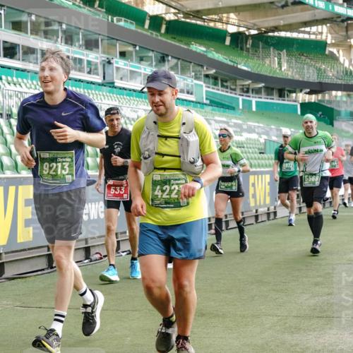 13.09.2026 - 21. swb-Marathon Bremen Michael Burmester http://msf.ph/oto/10424875 13.09.2026 13:24:14 Laufen im Stadion 137, 182, 213, 294, 324, 434, 505, 533, 548, 609, 708, 721, 723, 739, 743, 752, 892, 1178, 1273, 1331, 1463, 1471, 1491, 1515, 1597, 1598, 1746, 1788, 1944, 2095, 2211, 2213, 2252, 2267, 2286, 2312, 2323, 2433, 2445, 2465, 2475, 2483, 2495, 2497, 2503, 2526, 2554, 2571, 2644, 2768, 2776, 2936, 2968, 3211, 3252, 3282, 3288, 3289, 3292, 3298, 3306, 3312, 3347, 3364, 3381, 3395, 3423, 3447, 3505, 3559, 3727, 3770, 3819, 4054, 4231, 4466, 4467 meine-sportfotos.de