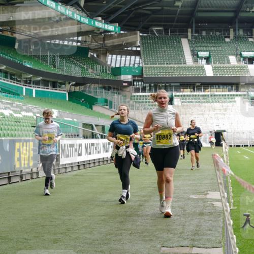 13.09.2026 - 21. swb-Marathon Bremen Michael Burmester http://msf.ph/oto/10424898 13.09.2026 10:47:29 Laufen im Stadion 10161, 10264, 10292, 10349, 10440, 10535, 10732, 10789, 10895, 10925, 10933, 10970, 11050, 11104, 11262, 11296, 11423, 11443, 11457, 11529, 11530, 11546, 11573, 11574, 11579, 11639, 11663, 11675, 11698, 11760, 12083, 12157, 12211, 12285, 12316, 12317, 12340, 12422, 12444, 12462, 12472, 12561, 10002, 10004, 10005, 10176, 10191, 10192, 10271, 10295, 10325, 10335, 10459, 10513, 10629, 10679, 10713, 10756, 10779, 10882, 10997, 10999, 11081, 11233, 11307, 11355 meine-sportfotos.de