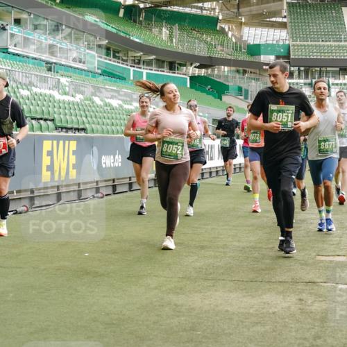13.09.2026 - 21. swb-Marathon Bremen Michael Burmester http://msf.ph/oto/10424944 13.09.2026 13:01:22 Laufen im Stadion 135, 150, 242, 260, 282, 318, 440, 531, 651, 687, 930, 946, 1006, 1067, 1163, 1368, 1436, 1448, 1493, 1494, 1582, 1650, 1861, 1896, 1935, 1963, 2033, 2047, 2062, 2292, 2293, 2306, 2322, 2370, 2409, 2427, 2485, 2490, 2491, 2560, 2561, 2627, 2638, 2658, 2686, 2700, 2708, 2781, 2906, 2914, 2967, 2987, 3013, 3044, 3076, 3105, 3145, 3168, 3173, 3187, 3248, 3294, 3334, 3354, 3372, 3374, 3375, 3385, 3392, 3480, 3524, 3526, 3527, 3642, 3667, 3729, 3774, 3806, 3855, 3856 meine-sportfotos.de