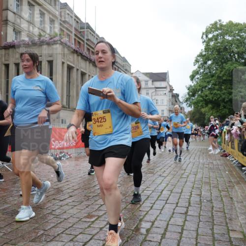13.09.2026 - Kiel Lauf Yannick Fuchs http://msf.ph/oto/10425005 13.09.2026 11:01:24 Ziel 1018, 1744, 3626, 3662, 4788, 5052, 5451, 6522, 7191, 7651, 8307, 8469, 8576, 8724, 9134, 9525, 9869, 11056, 11216, 11217, 11474, 11502, 11505, 11581, 11805, 12010, 12283, 48, 190, 539, 823, 842, 1314, 1448, 1522, 2038, 2132, 2144, 2637, 2658, 2697, 3340, 3423, 3425, 4529, 4530, 4769, 4915, 5052, 5552, 5648, 6300, 6399, 6426, 6653, 7456, 7516, 7651, 8229, 8596, 9199, 9594, 9899, 9900, 10339, 10885, 11216, 11217, 11581, 11805, 11857, 11972, 12151, 12192, 12326, 955, 1347 meine-sportfotos.de