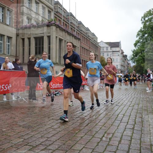 13.09.2026 - Kiel Lauf Yannick Fuchs http://msf.ph/oto/10425056 13.09.2026 11:01:35 Ziel 955, 1425, 2424, 2616, 2722, 3554, 3626, 3662, 3982, 6619, 8307, 8576, 8724, 9695, 9869, 11474, 48, 539, 823, 842, 1018, 1448, 1522, 1744, 2132, 2144, 2637, 2658, 3340, 4529, 4530, 4788, 5052, 5451, 5552, 6300, 6522, 6653, 7191, 7456, 7651, 8469, 8596, 9134, 9525, 9899, 9900, 11056, 11216, 11217, 11502, 11505, 11581, 11805, 11857, 12010, 12151, 12283, 735, 1347, 4420, 5406, 5927, 6631, 6717, 10607, 11547, 12110, 48, 190, 1314, 2144, 2658, 4529, 4769, 7516, 9594, 10885 meine-sportfotos.de