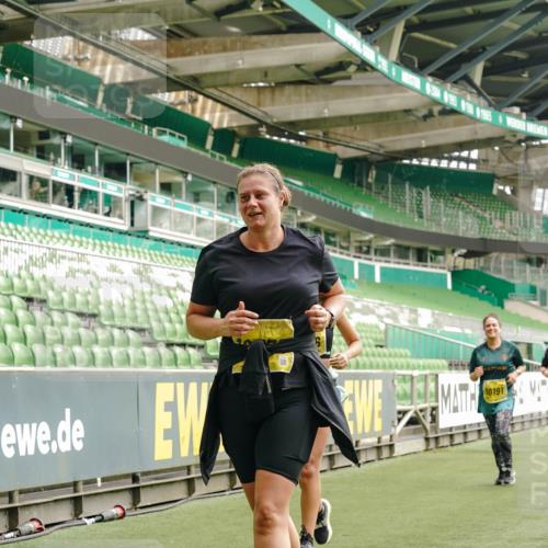 13.09.2026 - 21. swb-Marathon Bremen Michael Burmester http://msf.ph/oto/10425094 13.09.2026 10:47:39 Laufen im Stadion 10161, 10264, 10292, 10349, 10440, 10535, 10732, 10789, 10895, 10925, 10933, 10970, 11104, 11262, 11296, 11423, 11443, 11457, 11529, 11530, 11546, 11573, 11579, 11639, 11663, 11675, 11698, 12083, 12157, 12211, 12316, 12317, 12340, 12422, 12444, 12471, 12472, 12561, 10002, 10004, 10005, 10176, 10191, 10192, 10271, 10295, 10325, 10335, 10459, 10513, 10629, 10679, 10713, 10756, 10779, 10882, 10997, 10999, 11081, 11233, 11307, 11355 meine-sportfotos.de