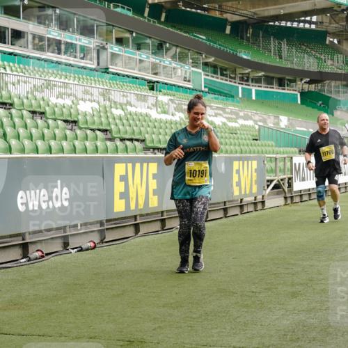 13.09.2026 - 21. swb-Marathon Bremen Michael Burmester http://msf.ph/oto/10425152 13.09.2026 10:47:42 Laufen im Stadion 10161, 10264, 10292, 10349, 10407, 10440, 10535, 10732, 10789, 10895, 10925, 10933, 10970, 11104, 11262, 11296, 11423, 11443, 11457, 11529, 11530, 11546, 11573, 11579, 11639, 11663, 11675, 11698, 12083, 12157, 12316, 12317, 12340, 12422, 12444, 12471, 12472, 12542, 12561, 10004, 10005, 10176, 10191, 10192, 10271, 10295, 10325, 10335, 10459, 10513, 10629, 10679, 10713, 10756, 10779, 10882, 10979, 10997, 10999, 11081, 11233, 11307, 11355 meine-sportfotos.de