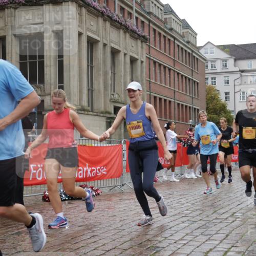 13.09.2026 - Kiel Lauf Yannick Fuchs http://msf.ph/oto/10425202 13.09.2026 11:01:51 Ziel 735, 1347, 2838, 2996, 3039, 3224, 4420, 5406, 5927, 6631, 6717, 7174, 7556, 8523, 8555, 8934, 10607, 11159, 11265, 11338, 11465, 11547, 12110, 12115, 955, 1018, 1347, 1425, 1744, 2424, 2616, 2722, 3554, 3626, 3662, 3982, 5451, 6619, 7191, 8307, 8576, 8724, 9134, 9525, 9695, 9869, 11056, 11474, 11502, 11505, 12010, 12283, 208, 540, 651, 709, 841, 845, 1651, 1660, 2451, 2726, 2778, 2902, 2958, 3942, 1744, 9525, 11056 meine-sportfotos.de