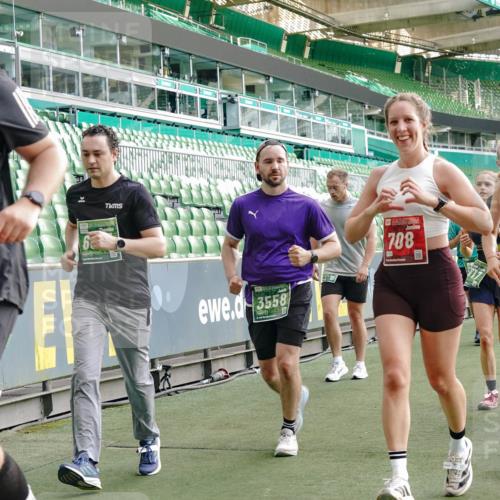 13.09.2026 - 21. swb-Marathon Bremen Michael Burmester http://msf.ph/oto/10425204 13.09.2026 13:24:26 Laufen im Stadion 137, 182, 213, 294, 324, 434, 505, 533, 548, 609, 708, 721, 723, 739, 743, 752, 892, 1273, 1331, 1463, 1471, 1491, 1504, 1515, 1597, 1598, 1746, 1830, 1944, 2095, 2211, 2252, 2267, 2271, 2286, 2312, 2323, 2354, 2433, 2445, 2465, 2475, 2483, 2495, 2497, 2503, 2506, 2554, 2571, 2644, 2768, 2776, 2833, 2896, 2936, 2968, 3005, 3142, 3211, 3252, 3282, 3288, 3289, 3292, 3298, 3306, 3312, 3347, 3364, 3381, 3390, 3395, 3423, 3447, 3559, 3727, 3770, 3819, 4231, 4466, 4467 meine-sportfotos.de