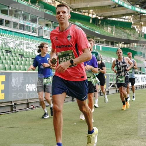 13.09.2026 - 21. swb-Marathon Bremen Michael Burmester http://msf.ph/oto/10425231 13.09.2026 13:01:35 Laufen im Stadion 150, 242, 282, 318, 440, 531, 651, 687, 722, 930, 946, 1006, 1067, 1163, 1250, 1436, 1448, 1582, 1650, 1861, 1896, 1963, 2033, 2047, 2062, 2292, 2293, 2306, 2322, 2345, 2370, 2378, 2409, 2427, 2485, 2490, 2491, 2560, 2561, 2627, 2638, 2658, 2666, 2700, 2708, 2781, 2906, 2967, 2987, 3013, 3044, 3145, 3163, 3164, 3168, 3173, 3187, 3248, 3294, 3334, 3354, 3372, 3374, 3375, 3385, 3392, 3480, 3524, 3526, 3527, 3642, 3667, 3729, 3774, 3806, 3856, 4000 meine-sportfotos.de