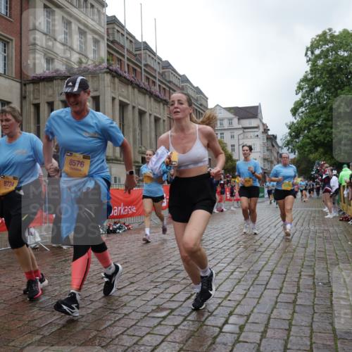 13.09.2026 - Kiel Lauf Yannick Fuchs http://msf.ph/oto/10425287 13.09.2026 11:02:00 Ziel 540, 651, 709, 735, 845, 1651, 1660, 2451, 2726, 2902, 2958, 2996, 3977, 4420, 5465, 6311, 6407, 6408, 7556, 8343, 8523, 8974, 9523, 9856, 10056, 11159, 11265, 11338, 12110, 735, 955, 1347, 1425, 2424, 2616, 2722, 2838, 3039, 3224, 3554, 3626, 3662, 3982, 5406, 5927, 6619, 6631, 6717, 7174, 8307, 8555, 8576, 8724, 8934, 9695, 9869, 10607, 11465, 11474, 11547, 208, 841, 2322, 2778, 2895, 3443, 3942, 6998, 7005, 8218, 9732, 9525, 11056, 11502 meine-sportfotos.de