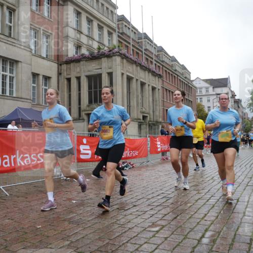13.09.2026 - Kiel Lauf Yannick Fuchs http://msf.ph/oto/10425302 13.09.2026 11:02:01 Ziel 540, 651, 709, 845, 1651, 1660, 2451, 2726, 2902, 2958, 2996, 3977, 4420, 5465, 6311, 6407, 6408, 7556, 8343, 8523, 8974, 9448, 9523, 9856, 10056, 11159, 11265, 11338, 735, 955, 1347, 1425, 2424, 2616, 2722, 2838, 3039, 3224, 3554, 3626, 3662, 3982, 5406, 5927, 6619, 6631, 6717, 7174, 8307, 8555, 8576, 8724, 8934, 9695, 9869, 10607, 11465, 11474, 11547, 208, 484, 841, 2322, 2778, 2895, 3443, 3942, 6998, 7005, 8218, 9732, 9525, 11056, 11502 meine-sportfotos.de