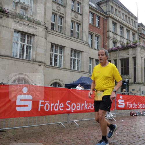 13.09.2026 - Kiel Lauf Yannick Fuchs http://msf.ph/oto/10425329 13.09.2026 11:02:04 Ziel 208, 540, 651, 709, 841, 845, 1651, 1660, 2451, 2726, 2778, 2902, 2958, 2996, 3942, 3977, 4848, 5465, 6311, 6332, 6407, 6408, 7244, 8343, 8523, 8793, 8974, 9448, 9523, 9856, 10056, 10531, 11466, 11959, 735, 955, 1347, 1425, 2424, 2616, 2722, 2838, 3039, 3224, 3554, 3626, 3982, 4420, 5406, 5927, 6619, 6631, 6717, 7174, 7556, 8555, 8934, 9695, 10607, 11159, 11265, 11338, 11465, 11547, 484, 649, 2322, 2895, 3443, 6998, 7005, 8218, 9732 meine-sportfotos.de