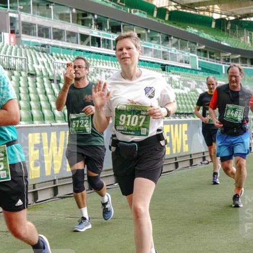 13.09.2026 - 21. swb-Marathon Bremen Michael Burmester http://msf.ph/oto/10425345 13.09.2026 13:24:32 Laufen im Stadion 137, 182, 213, 294, 324, 434, 505, 533, 548, 708, 721, 723, 739, 743, 752, 815, 818, 1273, 1331, 1463, 1471, 1491, 1504, 1515, 1561, 1597, 1598, 1830, 1944, 2059, 2095, 2211, 2252, 2267, 2271, 2286, 2312, 2323, 2354, 2445, 2465, 2483, 2495, 2497, 2503, 2506, 2554, 2571, 2644, 2752, 2768, 2776, 2833, 2896, 2936, 2968, 3005, 3142, 3211, 3259, 3282, 3288, 3289, 3292, 3298, 3306, 3312, 3329, 3364, 3381, 3390, 3395, 3423, 3447, 3559, 3727, 3770, 3819, 4466, 4467 meine-sportfotos.de