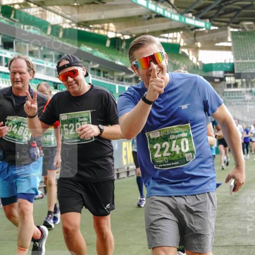 13.09.2026 - 21. swb-Marathon Bremen Michael Burmester http://msf.ph/oto/10425377 13.09.2026 13:24:33 Laufen im Stadion 137, 182, 213, 294, 324, 434, 505, 533, 548, 708, 721, 723, 739, 743, 752, 815, 818, 1273, 1331, 1463, 1471, 1491, 1504, 1515, 1561, 1597, 1598, 1830, 1944, 2059, 2095, 2211, 2252, 2267, 2271, 2286, 2312, 2323, 2354, 2445, 2465, 2483, 2495, 2497, 2503, 2506, 2554, 2571, 2644, 2752, 2768, 2776, 2833, 2896, 2936, 2968, 3005, 3142, 3211, 3259, 3282, 3288, 3289, 3292, 3298, 3306, 3312, 3329, 3364, 3381, 3390, 3395, 3423, 3447, 3559, 3727, 3770, 3819, 4466, 4467 meine-sportfotos.de