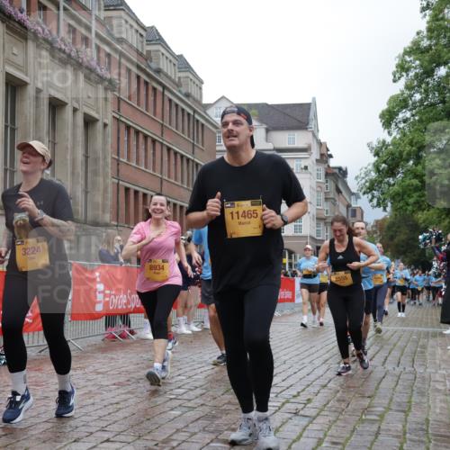 13.09.2026 - Kiel Lauf Yannick Fuchs http://msf.ph/oto/10425387 13.09.2026 11:02:15 Ziel 208, 841, 2322, 2778, 2895, 3102, 3443, 3942, 4848, 6332, 6998, 7005, 7244, 8218, 8517, 8793, 9448, 9732, 9738, 10020, 10531, 11135, 11261, 11301, 11466, 11546, 11959, 12578, 540, 651, 709, 735, 845, 1347, 1651, 1660, 2451, 2722, 2726, 2838, 2902, 2958, 2996, 3039, 3224, 3977, 4420, 5406, 5465, 5927, 6311, 6407, 6408, 6631, 6717, 7174, 7556, 8343, 8523, 8555, 8934, 8974, 9523, 9695, 9856, 10056, 10607, 11159, 11265, 11338, 11465, 11547, 484, 649, 935 meine-sportfotos.de