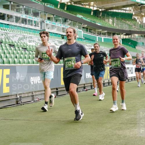13.09.2026 - 21. swb-Marathon Bremen Michael Burmester http://msf.ph/oto/10425483 13.09.2026 13:01:48 Laufen im Stadion 150, 242, 282, 318, 440, 531, 687, 722, 930, 936, 946, 1006, 1067, 1163, 1250, 1436, 1448, 1582, 1896, 2033, 2047, 2062, 2292, 2345, 2370, 2378, 2409, 2427, 2485, 2490, 2491, 2560, 2561, 2627, 2638, 2658, 2666, 2668, 2700, 2708, 2781, 2906, 2967, 2987, 3013, 3044, 3163, 3164, 3168, 3173, 3187, 3248, 3294, 3334, 3372, 3374, 3375, 3385, 3392, 3524, 3526, 3527, 3603, 3642, 3667, 3721, 3774, 3806, 3852, 3856, 3893, 4000, 4506, 4558 meine-sportfotos.de