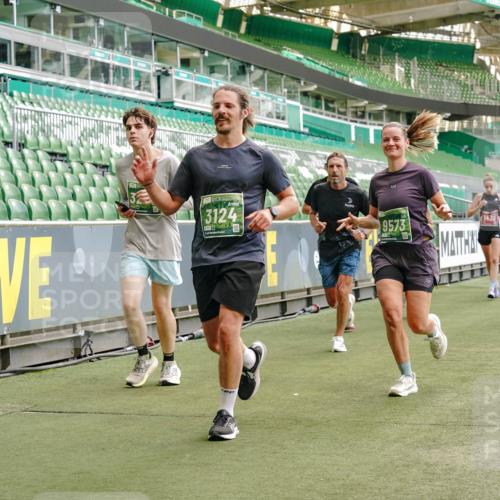 13.09.2026 - 21. swb-Marathon Bremen Michael Burmester http://msf.ph/oto/10425495 13.09.2026 13:01:48 Laufen im Stadion 150, 242, 282, 318, 440, 531, 687, 722, 930, 936, 946, 1006, 1067, 1163, 1250, 1436, 1448, 1582, 1896, 2033, 2047, 2062, 2292, 2345, 2370, 2378, 2409, 2427, 2485, 2490, 2491, 2560, 2561, 2627, 2638, 2658, 2666, 2668, 2700, 2708, 2781, 2906, 2967, 2987, 3013, 3044, 3163, 3164, 3168, 3173, 3187, 3248, 3294, 3334, 3372, 3374, 3375, 3385, 3392, 3524, 3526, 3527, 3603, 3642, 3667, 3721, 3774, 3806, 3852, 3856, 3893, 4000, 4506, 4558 meine-sportfotos.de