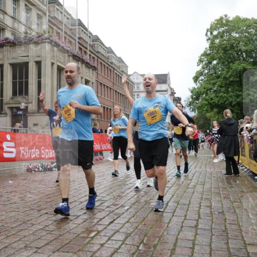 13.09.2026 - Kiel Lauf Yannick Fuchs http://msf.ph/oto/10425536 13.09.2026 11:02:35 Ziel 935, 1693, 2299, 3207, 3414, 3670, 3968, 4648, 6375, 6878, 7389, 8036, 8914, 9745, 11384, 11942, 208, 484, 540, 649, 651, 709, 841, 845, 1651, 1660, 1693, 2322, 2778, 2895, 2902, 2958, 3102, 3443, 3942, 3977, 4848, 5465, 6332, 6407, 6408, 6998, 7005, 7244, 8218, 8517, 8793, 8974, 9448, 9732, 9738, 9856, 10020, 10531, 11135, 11256, 11261, 11301, 11466, 11546, 12085, 12578, 12640, 12697, 415, 1095, 1298, 2055, 3947, 4562, 4984, 5712, 6071, 6483, 6934, 9108, 10165 meine-sportfotos.de