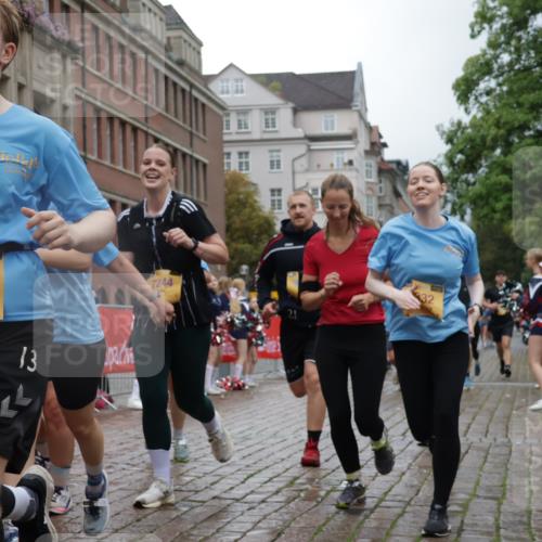 13.09.2026 - Kiel Lauf Yannick Fuchs http://msf.ph/oto/10425567 13.09.2026 11:02:40 Ziel 415, 935, 1298, 3207, 3670, 3947, 3968, 4562, 4648, 4984, 4986, 5479, 6375, 6878, 7389, 8914, 9745, 10648, 11064, 11384, 208, 484, 649, 841, 935, 1693, 2299, 2322, 2778, 2895, 3102, 3414, 3443, 3942, 4848, 6332, 6878, 6998, 7005, 7244, 8036, 8218, 8517, 8793, 9448, 9732, 9738, 10020, 10531, 11135, 11256, 11261, 11301, 11466, 11546, 11942, 12085, 12578, 12640, 12697, 1095, 2055, 2796, 3513, 4478, 4781, 5046, 5712, 6071, 6483, 6934, 9108, 10165 meine-sportfotos.de