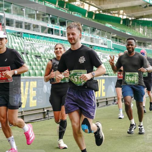 13.09.2026 - 21. swb-Marathon Bremen Michael Burmester http://msf.ph/oto/10425589 13.09.2026 13:01:52 Laufen im Stadion 150, 242, 282, 318, 440, 531, 687, 722, 930, 936, 946, 1006, 1067, 1163, 1250, 1436, 1448, 1582, 1896, 2033, 2047, 2062, 2292, 2345, 2370, 2378, 2409, 2427, 2485, 2490, 2491, 2560, 2561, 2627, 2638, 2658, 2666, 2668, 2700, 2708, 2781, 2906, 2967, 2987, 3013, 3044, 3163, 3164, 3168, 3173, 3187, 3248, 3294, 3334, 3372, 3374, 3375, 3385, 3392, 3524, 3526, 3527, 3603, 3642, 3667, 3721, 3774, 3806, 3852, 3856, 3893, 4000, 4506, 4558 meine-sportfotos.de