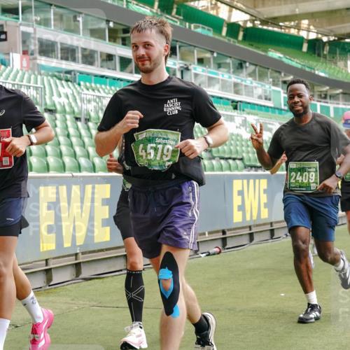 13.09.2026 - 21. swb-Marathon Bremen Michael Burmester http://msf.ph/oto/10425606 13.09.2026 13:01:52 Laufen im Stadion 150, 242, 282, 318, 440, 531, 687, 722, 930, 936, 946, 1006, 1067, 1163, 1250, 1436, 1448, 1582, 1896, 2033, 2047, 2062, 2292, 2345, 2370, 2378, 2409, 2427, 2485, 2490, 2491, 2560, 2561, 2627, 2638, 2658, 2666, 2668, 2700, 2708, 2781, 2906, 2967, 2987, 3013, 3044, 3163, 3164, 3168, 3173, 3187, 3248, 3294, 3334, 3372, 3374, 3375, 3385, 3392, 3524, 3526, 3527, 3603, 3642, 3667, 3721, 3774, 3806, 3852, 3856, 3893, 4000, 4506, 4558 meine-sportfotos.de