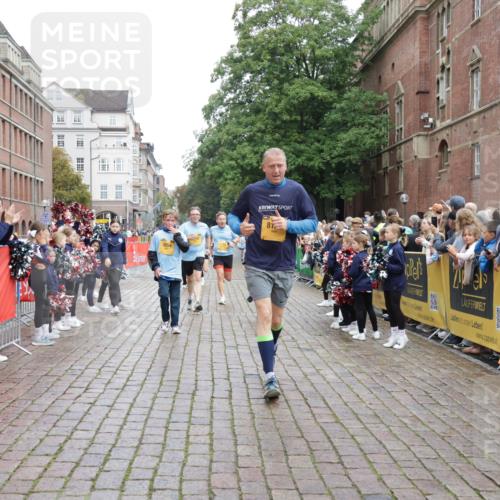 13.09.2026 - Kiel Lauf Yannick Fuchs http://msf.ph/oto/10425641 13.09.2026 09:46:13 Ziel 442, 2482, 3052, 3954, 4918, 5855, 5955, 6732, 7015, 7308, 8125, 10117, 10203, 10685, 10898, 11076, 11078, 557, 1415, 1418, 2127, 2788, 3025, 3142, 3301, 3974, 4413, 4569, 4909, 4910, 5234, 5511, 5757, 5829, 7202, 7349, 7572, 7911, 7924, 8244, 8611, 8859, 9841, 10036, 10142, 10392, 10445, 10719, 12374, 12841, 167, 181, 3361, 6355, 6577, 6857, 7439, 9832, 10177, 10913, 10946, 11316, 11859, 11861, 12173, 12495, 12621, 1023, 1579, 3025, 6038, 8126 meine-sportfotos.de