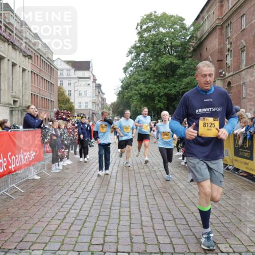 13.09.2026 - Kiel Lauf Yannick Fuchs http://msf.ph/oto/10425671 13.09.2026 09:46:14 Ziel 442, 2482, 3052, 3954, 4918, 5855, 5955, 6732, 7015, 7308, 8125, 10117, 10203, 10685, 10898, 11076, 11078, 557, 1415, 1418, 2127, 2788, 3025, 3142, 3301, 3974, 4413, 4569, 4909, 4910, 5234, 5511, 5757, 5829, 7202, 7349, 7572, 7911, 7924, 8244, 8611, 8859, 9841, 10036, 10142, 10203, 10392, 10445, 10719, 12374, 12841, 167, 181, 3361, 6355, 6577, 6857, 7439, 9832, 10177, 10913, 10946, 11316, 11859, 11861, 12173, 12495, 12621, 1023, 1579, 3025, 6038, 8126 meine-sportfotos.de