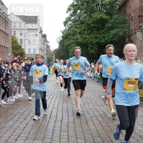 13.09.2026 - Kiel Lauf Yannick Fuchs http://msf.ph/oto/10425691 13.09.2026 09:46:15 Ziel 442, 2482, 3052, 3954, 4918, 5855, 5955, 6732, 7015, 7308, 8125, 10117, 10685, 10898, 11076, 11078, 11316, 557, 1415, 1418, 2127, 2482, 2788, 3025, 3142, 3301, 3974, 4413, 4569, 4909, 4910, 4918, 5234, 5511, 5757, 5829, 7202, 7572, 7911, 7924, 8244, 8611, 8859, 9841, 10036, 10142, 10203, 10392, 10445, 10719, 12374, 12841, 167, 181, 288, 3361, 6355, 6577, 6857, 7439, 9832, 10177, 10913, 10946, 11859, 11861, 12173, 12495, 12621, 1023, 3025, 8126 meine-sportfotos.de