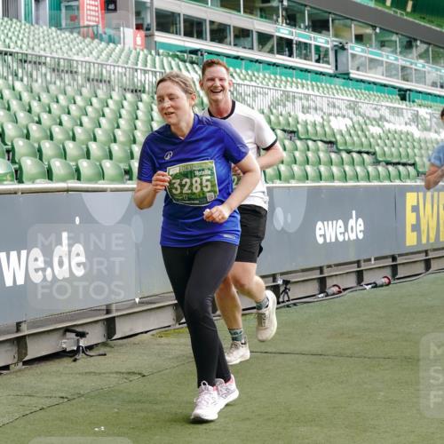13.09.2026 - 21. swb-Marathon Bremen Michael Burmester http://msf.ph/oto/10425722 13.09.2026 13:24:46 Laufen im Stadion 137, 182, 213, 294, 324, 434, 505, 543, 548, 721, 723, 739, 743, 752, 815, 818, 966, 1273, 1410, 1463, 1471, 1491, 1504, 1515, 1561, 1597, 1598, 1830, 1944, 1953, 2059, 2095, 2211, 2252, 2267, 2271, 2286, 2312, 2323, 2354, 2445, 2465, 2483, 2495, 2497, 2503, 2506, 2554, 2571, 2591, 2644, 2752, 2768, 2776, 2833, 2878, 2896, 2936, 2968, 2981, 3005, 3142, 3211, 3259, 3282, 3288, 3289, 3292, 3298, 3306, 3312, 3329, 3364, 3381, 3390, 3395, 3447, 3770, 4466 meine-sportfotos.de