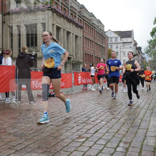 13.09.2026 - Kiel Lauf Yannick Fuchs http://msf.ph/oto/10425729 13.09.2026 11:03:01 Ziel 1095, 1635, 2055, 2796, 3513, 3635, 3912, 4478, 4781, 5046, 5998, 6483, 6768, 6934, 6969, 6974, 7968, 8084, 9070, 9108, 9663, 10165, 10664, 10999, 11255, 11736, 11846, 415, 935, 1298, 2055, 2299, 3207, 3414, 3670, 3947, 3968, 4562, 4648, 4984, 4986, 5479, 5712, 6071, 6375, 6483, 6548, 6878, 7389, 7968, 8036, 8914, 9745, 10648, 11064, 11384, 11717, 11942, 986, 1923, 2254, 2878, 2975, 3621, 4658, 4757, 5893, 6224, 6319, 6669, 7282, 7656, 8130, 8136, 8204, 8782, 9202, 12550 meine-sportfotos.de