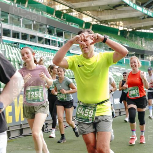 13.09.2026 - 21. swb-Marathon Bremen Michael Burmester http://msf.ph/oto/10425784 13.09.2026 13:24:49 Laufen im Stadion 137, 182, 213, 294, 324, 434, 505, 543, 548, 721, 723, 739, 743, 752, 815, 818, 966, 1273, 1410, 1459, 1463, 1471, 1491, 1504, 1515, 1561, 1597, 1598, 1830, 1944, 1953, 2058, 2059, 2095, 2211, 2252, 2267, 2271, 2286, 2308, 2312, 2323, 2354, 2445, 2465, 2483, 2495, 2497, 2503, 2506, 2554, 2571, 2591, 2644, 2752, 2762, 2768, 2776, 2833, 2878, 2896, 2936, 2968, 2981, 3005, 3142, 3211, 3259, 3282, 3288, 3289, 3292, 3298, 3306, 3312, 3329, 3364, 3381, 3390, 3395, 3770, 4466 meine-sportfotos.de