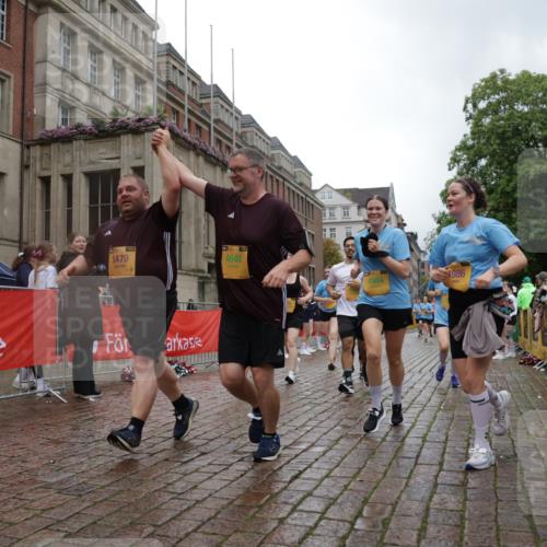 13.09.2026 - Kiel Lauf Yannick Fuchs http://msf.ph/oto/10425832 13.09.2026 11:03:14 Ziel 986, 1923, 2254, 2975, 3621, 3635, 4757, 5893, 5998, 6224, 6319, 6669, 8130, 8136, 8204, 8288, 8782, 9059, 9063, 9202, 9614, 9819, 10806, 12550, 415, 1095, 1298, 1635, 2055, 2796, 3513, 3912, 3947, 4478, 4562, 4648, 4781, 4984, 4986, 5046, 5479, 5712, 6071, 6483, 6548, 6768, 6934, 6969, 6974, 7968, 8084, 8914, 9070, 9108, 9663, 10165, 10648, 10664, 10999, 11064, 11255, 11717, 11736, 11846, 697, 2724, 2846, 2878, 3155, 3744, 4074, 4658, 4854, 6341, 7282, 7656, 3670 meine-sportfotos.de
