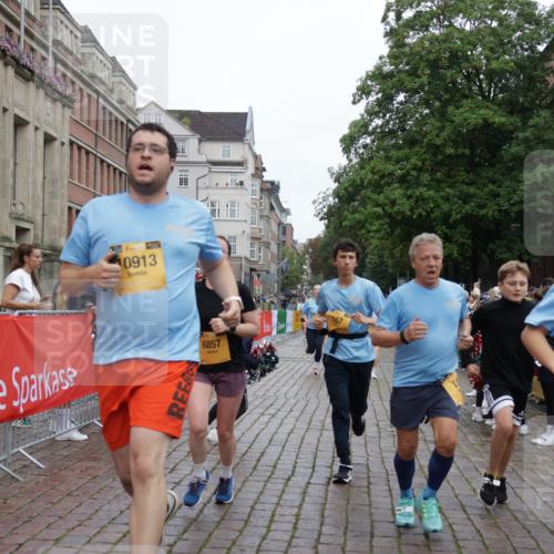13.09.2026 - Kiel Lauf Yannick Fuchs http://msf.ph/oto/10425849 13.09.2026 09:46:25 Ziel 167, 181, 442, 3361, 3954, 5955, 6857, 9832, 10117, 10913, 11316, 11859, 11861, 12495, 12621, 557, 1415, 1418, 2127, 2482, 3052, 3142, 3301, 3954, 4909, 4910, 4918, 5234, 5757, 5829, 5855, 5955, 6732, 7015, 7308, 7911, 7924, 8125, 8244, 8611, 8859, 10036, 10203, 10685, 10719, 10898, 11076, 11078, 12374, 12841, 288, 2527, 3033, 3035, 4906, 6048, 6355, 6577, 7439, 7675, 7754, 8887, 8929, 8994, 10177, 10946, 12173, 12552, 557, 2127, 2788, 3142, 3301, 3974, 5757 meine-sportfotos.de
