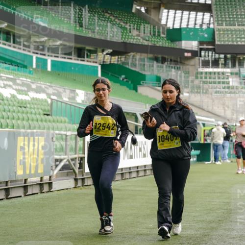 13.09.2026 - 21. swb-Marathon Bremen Michael Burmester http://msf.ph/oto/10425883 13.09.2026 10:48:32 Laufen im Stadion 10264, 10292, 10407, 10413, 10440, 10732, 10754, 10789, 10925, 11104, 11254, 11262, 11423, 11443, 11541, 11663, 11698, 11851, 11942, 11980, 12083, 12157, 12340, 12444, 12471, 12472, 12542, 12561, 10137, 10176, 10191, 10192, 10194, 10202, 10242, 10295, 10344, 10430, 10472, 10524, 10568, 10600, 10629, 10651, 10679, 10713, 10756, 10779, 10979, 10997, 10999, 11081, 11200, 11233, 11307, 11309, 11355, 11367, 11709, 11821, 12089, 12153, 12177, 12178 meine-sportfotos.de