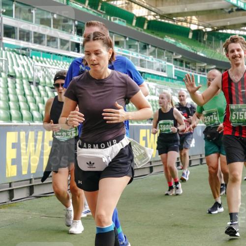 13.09.2026 - 21. swb-Marathon Bremen Michael Burmester http://msf.ph/oto/10425914 13.09.2026 13:24:53 Laufen im Stadion 137, 182, 213, 294, 324, 434, 505, 543, 548, 721, 723, 739, 743, 752, 815, 818, 966, 1273, 1410, 1443, 1459, 1463, 1471, 1491, 1504, 1515, 1561, 1597, 1598, 1830, 1944, 1953, 2058, 2059, 2095, 2211, 2252, 2267, 2271, 2286, 2308, 2312, 2323, 2354, 2445, 2465, 2483, 2495, 2497, 2503, 2506, 2554, 2571, 2591, 2644, 2752, 2762, 2768, 2776, 2833, 2878, 2896, 2936, 2968, 2981, 3005, 3142, 3211, 3259, 3282, 3288, 3289, 3292, 3298, 3306, 3312, 3329, 3364, 3381, 3390, 3395, 3770 meine-sportfotos.de