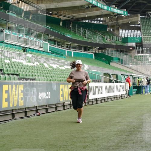 13.09.2026 - 21. swb-Marathon Bremen Michael Burmester http://msf.ph/oto/10425953 13.09.2026 10:48:43 Laufen im Stadion 10264, 10292, 10407, 10413, 10440, 10732, 10754, 10789, 10925, 11104, 11254, 11262, 11423, 11443, 11541, 11663, 11698, 11851, 11942, 11980, 12083, 12157, 12340, 12444, 12471, 12472, 12542, 12561, 10137, 10176, 10191, 10192, 10194, 10202, 10242, 10295, 10344, 10430, 10472, 10524, 10568, 10600, 10629, 10651, 10679, 10713, 10979, 10999, 11081, 11181, 11200, 11233, 11244, 11307, 11309, 11367, 11574, 11709, 11821, 12089, 12153, 12177, 12178 meine-sportfotos.de