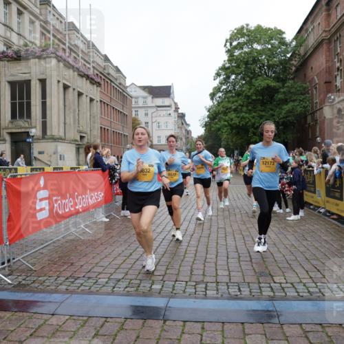 13.09.2026 - Kiel Lauf Yannick Fuchs http://msf.ph/oto/10425977 13.09.2026 09:46:33 Ziel 167, 288, 3033, 3035, 3361, 6355, 6577, 7439, 7675, 7754, 8929, 9832, 10177, 10946, 11859, 11861, 12173, 12552, 167, 181, 442, 1415, 2482, 3052, 3954, 4909, 4910, 4918, 5234, 5855, 5955, 6732, 6857, 7015, 7308, 8125, 8611, 10117, 10203, 10685, 10898, 10913, 11076, 11078, 11316, 12495, 12621, 2527, 2718, 3808, 4087, 4906, 6048, 6638, 7190, 7213, 7446, 7921, 8409, 8887, 8994, 9141, 10322, 12725, 557, 1415, 1418, 2127, 3142, 3301, 4909, 5757, 5829, 7911, 7924 meine-sportfotos.de