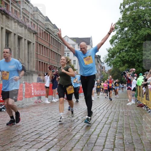 13.09.2026 - Kiel Lauf Yannick Fuchs http://msf.ph/oto/10426076 13.09.2026 11:03:40 Ziel 643, 1698, 3049, 3155, 5377, 5588, 5820, 6524, 6525, 9331, 9363, 9955, 12650, 697, 986, 1923, 2254, 2724, 2846, 2878, 2975, 3621, 3635, 3744, 4074, 4658, 4757, 4854, 5893, 5998, 6224, 6319, 6341, 6669, 6953, 7282, 7656, 8130, 8136, 8204, 8288, 8782, 8946, 9059, 9063, 9202, 9614, 9819, 10806, 12550, 1089, 1505, 1699, 2262, 2807, 2930, 3120, 7205, 7413, 7764, 8107, 9180, 9581, 10567, 10856, 11172, 11381, 11930, 12465, 986, 1635, 2796, 3513, 3621, 3635, 5998, 8782 meine-sportfotos.de
