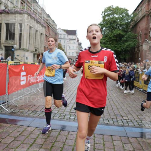 13.09.2026 - Kiel Lauf Yannick Fuchs http://msf.ph/oto/10426117 13.09.2026 09:46:41 Ziel 288, 2527, 3033, 3035, 4906, 6048, 6355, 6577, 7190, 7213, 7439, 7675, 7754, 8409, 8887, 8929, 8994, 10177, 10946, 12173, 12552, 167, 181, 442, 3052, 3361, 3954, 5855, 5955, 6577, 6732, 6857, 7015, 7308, 8125, 9832, 10117, 10685, 10898, 10913, 11076, 11078, 11316, 11859, 11861, 12173, 12495, 12621, 1402, 2718, 2759, 2779, 3808, 4087, 4238, 4940, 5217, 5351, 6074, 6207, 6638, 7446, 7731, 7921, 9141, 9385, 10009, 10301, 10322, 10731, 12622, 12725, 1415, 2482, 4909 meine-sportfotos.de
