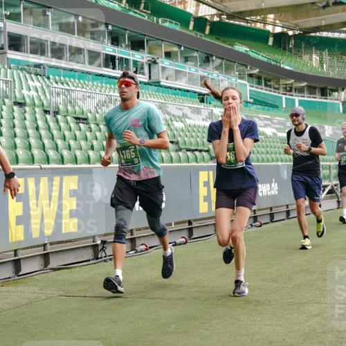 13.09.2026 - 21. swb-Marathon Bremen Michael Burmester http://msf.ph/oto/10426129 13.09.2026 13:02:05 Laufen im Stadion 150, 242, 282, 318, 440, 531, 687, 722, 930, 936, 946, 1006, 1067, 1163, 1250, 1436, 1448, 1582, 1896, 2033, 2047, 2062, 2276, 2292, 2345, 2364, 2370, 2378, 2409, 2421, 2485, 2490, 2491, 2560, 2561, 2627, 2638, 2658, 2666, 2668, 2779, 2781, 2967, 2987, 3013, 3044, 3114, 3163, 3164, 3187, 3248, 3258, 3294, 3334, 3372, 3374, 3375, 3385, 3392, 3496, 3524, 3526, 3527, 3576, 3585, 3603, 3642, 3667, 3721, 3806, 3852, 3893, 3983, 4000, 4133, 4506, 4558 meine-sportfotos.de