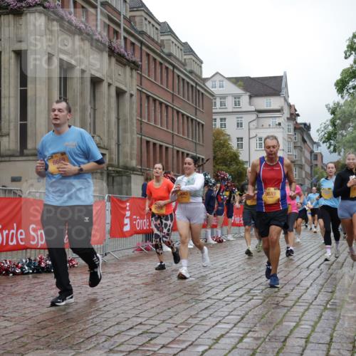 13.09.2026 - Kiel Lauf Yannick Fuchs http://msf.ph/oto/10426140 13.09.2026 11:03:44 Ziel 643, 1505, 1698, 2807, 3049, 5377, 5588, 5820, 6524, 6525, 9331, 9581, 9955, 11172, 11930, 697, 1923, 2254, 2724, 2846, 2878, 2975, 3155, 3744, 4074, 4658, 4757, 4854, 5893, 6224, 6319, 6341, 6669, 6953, 7282, 7656, 8130, 8136, 8204, 8288, 8946, 9059, 9063, 9363, 9614, 9819, 10806, 12650, 1089, 1699, 1902, 1906, 2262, 2930, 3120, 5007, 5008, 7205, 7413, 7764, 8107, 9180, 10567, 10856, 11381, 12465, 986, 2975, 3621, 3635, 4757, 5998, 6669, 8782 meine-sportfotos.de
