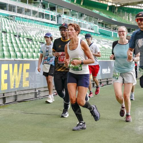 13.09.2026 - 21. swb-Marathon Bremen Michael Burmester http://msf.ph/oto/10426218 13.09.2026 13:25:01 Laufen im Stadion 137, 182, 213, 294, 324, 505, 530, 543, 548, 721, 723, 739, 743, 752, 815, 818, 966, 1273, 1410, 1443, 1459, 1463, 1471, 1491, 1504, 1515, 1561, 1597, 1598, 1744, 1830, 1944, 1953, 2058, 2059, 2095, 2211, 2252, 2267, 2271, 2286, 2298, 2308, 2312, 2323, 2354, 2445, 2465, 2483, 2495, 2497, 2503, 2506, 2554, 2571, 2591, 2644, 2752, 2762, 2768, 2776, 2833, 2878, 2896, 2936, 2981, 3005, 3142, 3211, 3259, 3282, 3288, 3289, 3298, 3306, 3312, 3329, 3364, 3381, 3390, 3395 meine-sportfotos.de