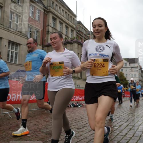 13.09.2026 - Kiel Lauf Yannick Fuchs http://msf.ph/oto/10426227 13.09.2026 11:03:53 Ziel 643, 1089, 1505, 1699, 2262, 2807, 2930, 3120, 5377, 7205, 7413, 7764, 8107, 9180, 9581, 10567, 10856, 11172, 11930, 12465, 697, 1698, 2254, 2724, 2846, 2878, 3049, 3155, 3744, 4074, 4658, 4854, 5588, 5820, 6224, 6341, 6524, 6525, 6953, 7282, 7656, 8946, 9331, 9363, 9614, 9955, 10806, 12650, 978, 1902, 1906, 2062, 3378, 4936, 5007, 5008, 7016, 10130, 10776, 11151, 11152, 11381, 1923, 2254, 2878, 2975, 4658, 4757, 5893, 6224, 6319, 6669 meine-sportfotos.de
