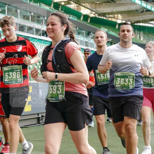 13.09.2026 - 21. swb-Marathon Bremen Michael Burmester http://msf.ph/oto/10426272 13.09.2026 13:25:04 Laufen im Stadion 137, 182, 213, 294, 324, 505, 530, 543, 548, 645, 721, 723, 739, 743, 752, 815, 818, 966, 1273, 1410, 1443, 1459, 1463, 1471, 1491, 1504, 1515, 1561, 1597, 1598, 1744, 1828, 1830, 1944, 1953, 2058, 2059, 2095, 2211, 2252, 2267, 2271, 2286, 2298, 2308, 2312, 2323, 2354, 2445, 2465, 2483, 2495, 2497, 2503, 2506, 2554, 2571, 2591, 2644, 2752, 2762, 2768, 2776, 2833, 2878, 2896, 2981, 3005, 3097, 3142, 3211, 3259, 3288, 3289, 3298, 3306, 3312, 3329, 3364, 3381, 3390 meine-sportfotos.de