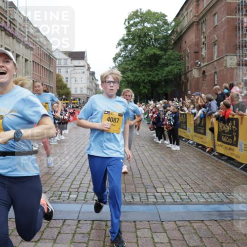 13.09.2026 - Kiel Lauf Yannick Fuchs http://msf.ph/oto/10426291 13.09.2026 09:46:52 Ziel 1402, 2527, 2718, 2779, 3808, 4087, 6207, 6638, 7190, 7213, 7446, 7921, 8409, 8887, 8994, 9141, 9385, 10301, 10322, 10731, 12725, 167, 181, 288, 3033, 3035, 3361, 4906, 6048, 6355, 6577, 6857, 7439, 7675, 7754, 8887, 8929, 9832, 10117, 10177, 10913, 10946, 11316, 11859, 11861, 12173, 12495, 12552, 12621, 2587, 2759, 4238, 4940, 5217, 5351, 6074, 7461, 7731, 9091, 10009, 10224, 10742, 10744, 11862, 11964, 12622, 442, 3052, 3954, 5855, 8125 meine-sportfotos.de
