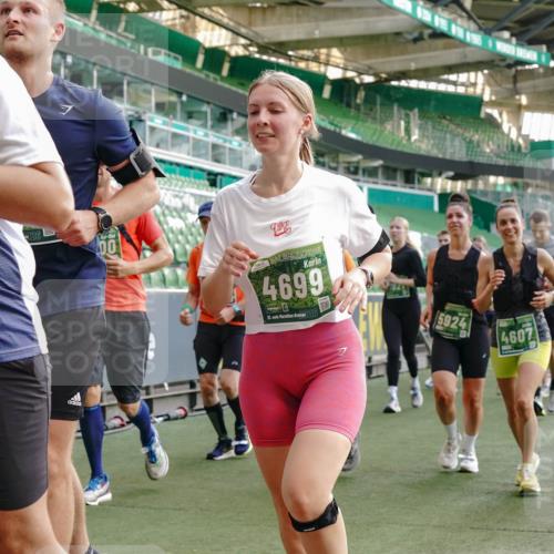 13.09.2026 - 21. swb-Marathon Bremen Michael Burmester http://msf.ph/oto/10426298 13.09.2026 13:25:05 Laufen im Stadion 137, 182, 213, 294, 324, 505, 530, 543, 548, 645, 721, 723, 739, 743, 752, 815, 818, 966, 1273, 1410, 1443, 1459, 1463, 1471, 1487, 1491, 1504, 1515, 1561, 1597, 1598, 1744, 1828, 1830, 1944, 1953, 2058, 2059, 2095, 2211, 2252, 2267, 2271, 2286, 2298, 2308, 2312, 2323, 2354, 2445, 2465, 2483, 2495, 2497, 2503, 2506, 2554, 2571, 2591, 2644, 2752, 2762, 2768, 2776, 2833, 2878, 2896, 2981, 3005, 3097, 3142, 3211, 3259, 3288, 3289, 3298, 3306, 3312, 3329, 3364, 3381, 3390 meine-sportfotos.de