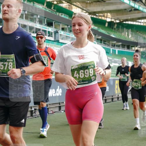 13.09.2026 - 21. swb-Marathon Bremen Michael Burmester http://msf.ph/oto/10426317 13.09.2026 13:25:05 Laufen im Stadion 137, 182, 213, 294, 324, 505, 530, 543, 548, 645, 721, 723, 739, 743, 752, 815, 818, 966, 1273, 1410, 1443, 1459, 1463, 1471, 1487, 1491, 1504, 1515, 1561, 1597, 1598, 1744, 1828, 1830, 1944, 1953, 2058, 2059, 2095, 2211, 2252, 2267, 2271, 2286, 2298, 2308, 2312, 2323, 2354, 2445, 2465, 2483, 2495, 2497, 2503, 2506, 2554, 2571, 2591, 2644, 2752, 2762, 2768, 2776, 2833, 2878, 2896, 2981, 3005, 3097, 3142, 3211, 3259, 3288, 3289, 3298, 3306, 3312, 3329, 3364, 3381, 3390 meine-sportfotos.de