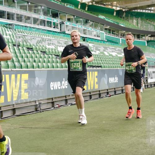13.09.2026 - 21. swb-Marathon Bremen Michael Burmester http://msf.ph/oto/10426320 13.09.2026 13:02:08 Laufen im Stadion 150, 242, 282, 318, 440, 531, 687, 722, 930, 936, 946, 1006, 1067, 1163, 1250, 1436, 1448, 1582, 1896, 2033, 2047, 2062, 2276, 2292, 2345, 2364, 2370, 2378, 2409, 2421, 2485, 2490, 2491, 2560, 2561, 2627, 2638, 2658, 2666, 2668, 2779, 2781, 2900, 2967, 2987, 3013, 3044, 3114, 3163, 3164, 3187, 3248, 3258, 3294, 3334, 3372, 3374, 3375, 3385, 3392, 3496, 3524, 3526, 3527, 3576, 3585, 3603, 3667, 3721, 3806, 3852, 3893, 3938, 3983, 4000, 4133, 4506, 4558 meine-sportfotos.de